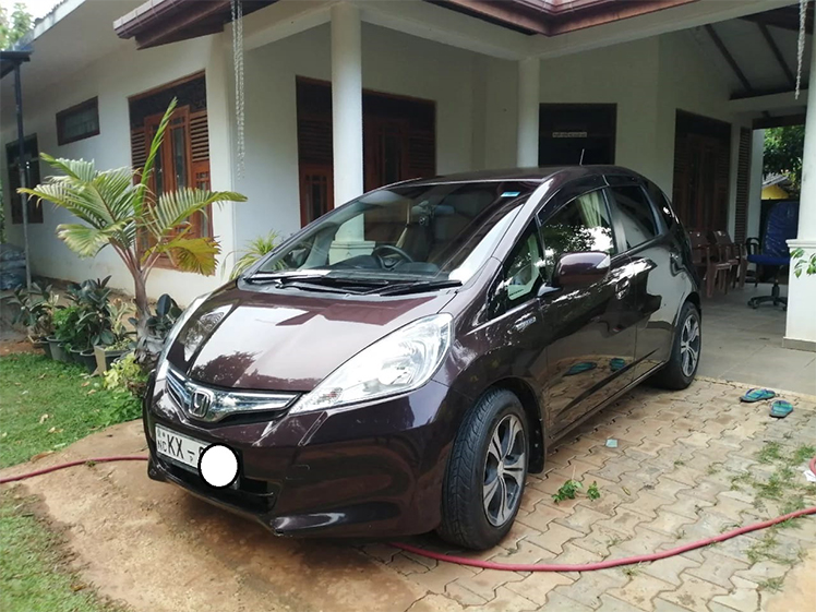 HONDA | FIT | 2013 | ANURADHAPURA