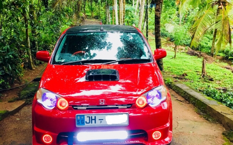 HONDA | HRV | 2000 | IN RATNAPURA