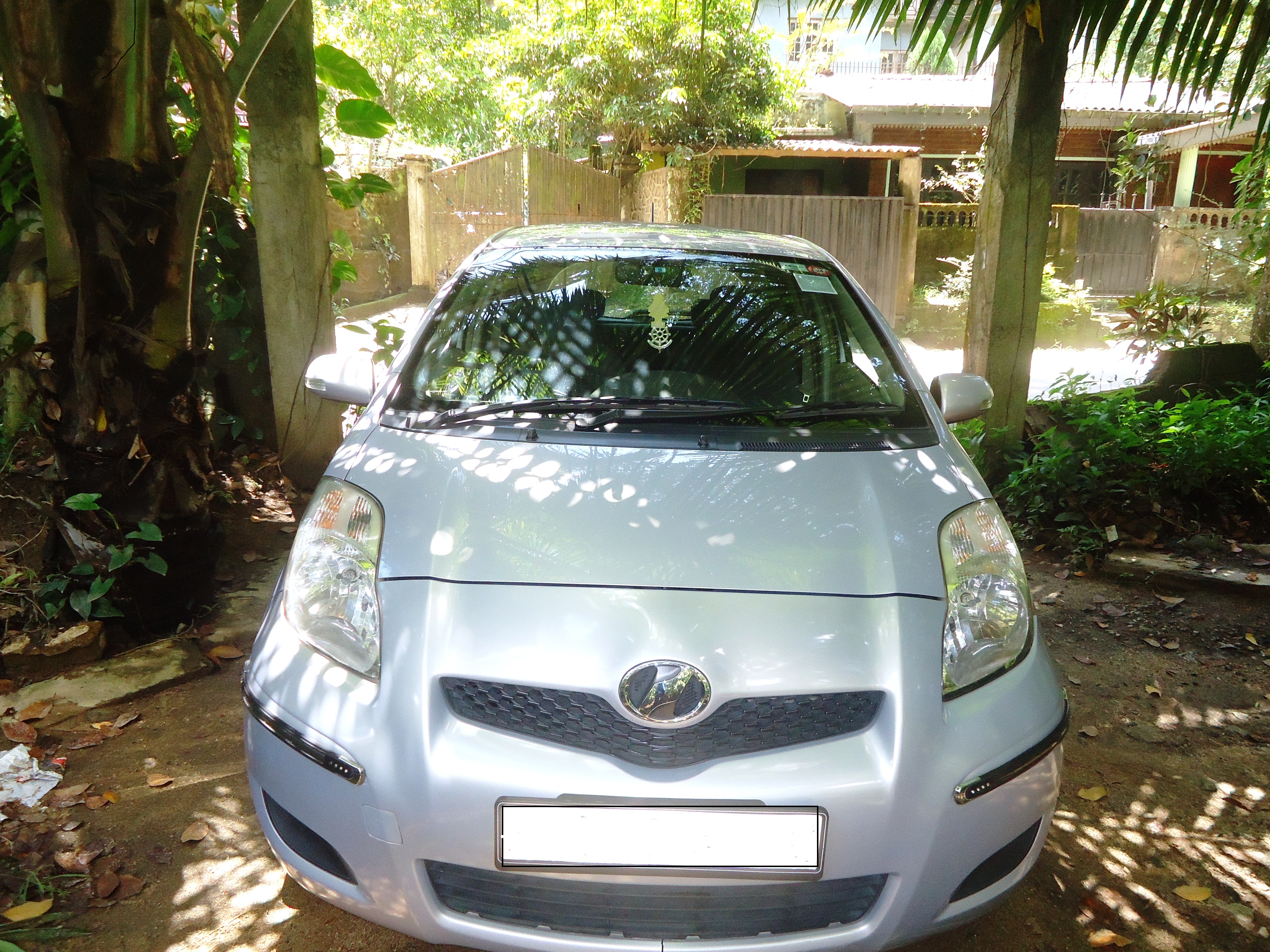 Toyota-Vits-Sale-Peradeniya-AA-AARW.php